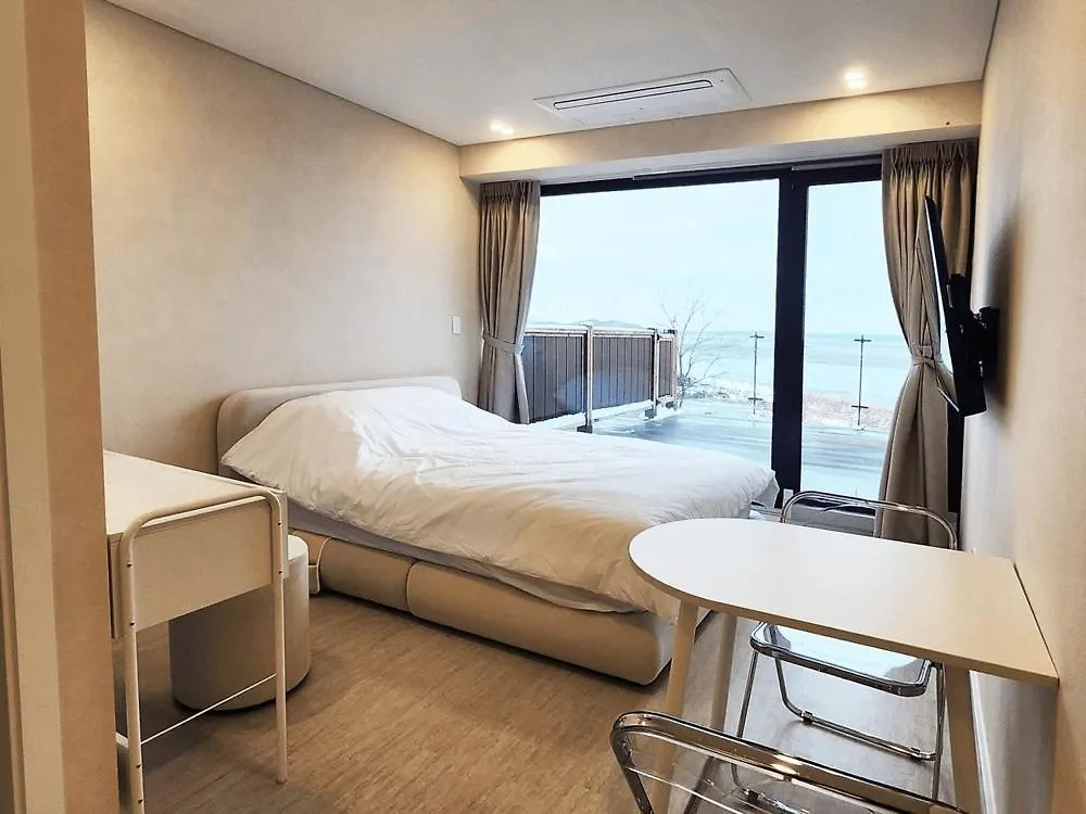 Wisma tamu Ganghwa Do N Do Stay Incheon